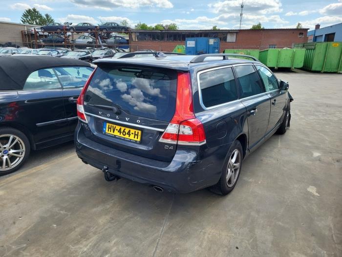Volvo V70 2.0 D4 16V Vehículo de desguace (2015, Gris)