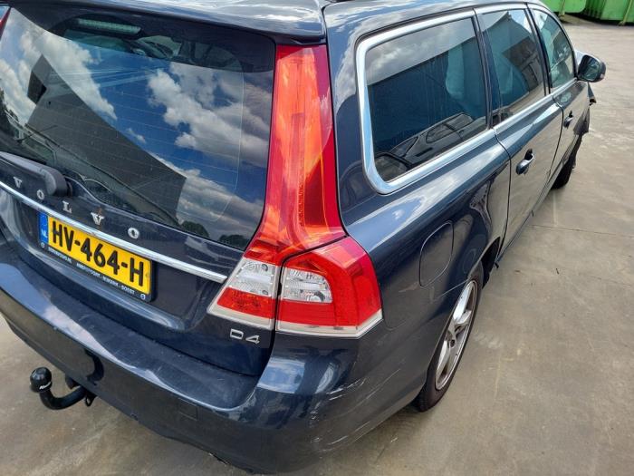 Volvo V70 2.0 D4 16V Vehículo de desguace (2015, Gris)