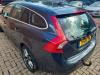 Volvo V60 I 2.4 D6 20V Plug-in Hybrid AWD Épave (2013, Gris)