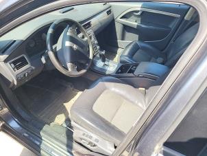Volvo V70 2.4 D 20V Coche de ocasión (2008, Gris)