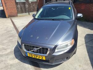 Volvo V70 2.4 D 20V Coche de ocasión (2008, Gris)