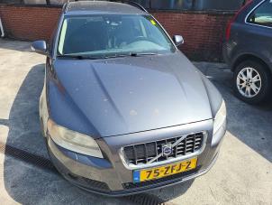 Volvo V70 2.4 D 20V Coche de ocasión (2008, Gris)