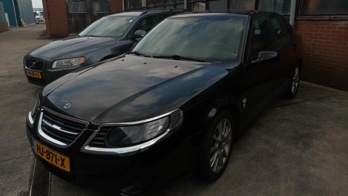 Saab 9-5 1.9 TiD 16V Coche de ocasión (2006, Negro)