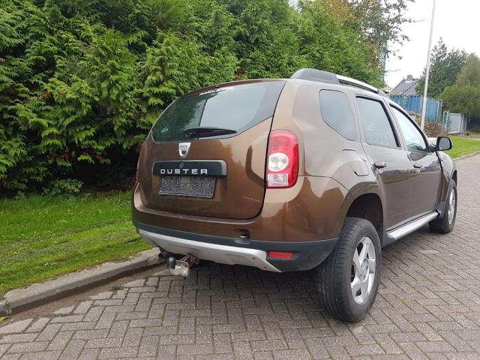 Dacia Duster Schrott Baujahr 11 Farbe Braun Proxyparts De