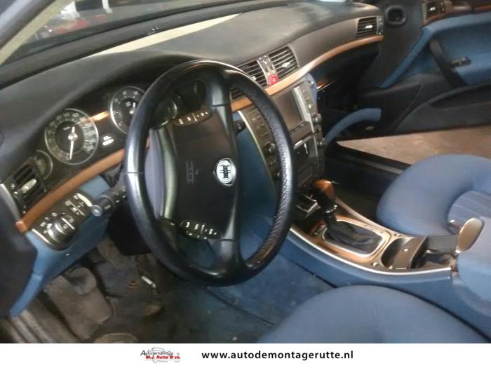 Lancia thesis 100th anniversary picture