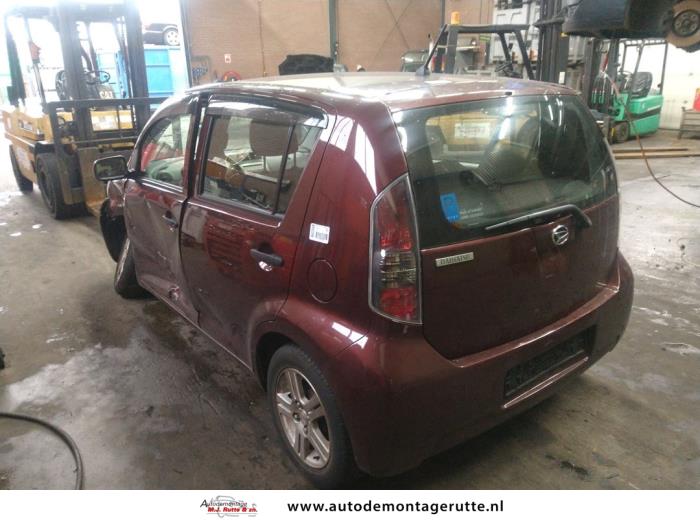 Daihatsu Sirion V Dvvt Salvage Vehicle Red