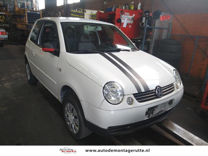 Volkswagen Lupo 1.4 16V 75 Épave (2004, Blanc)