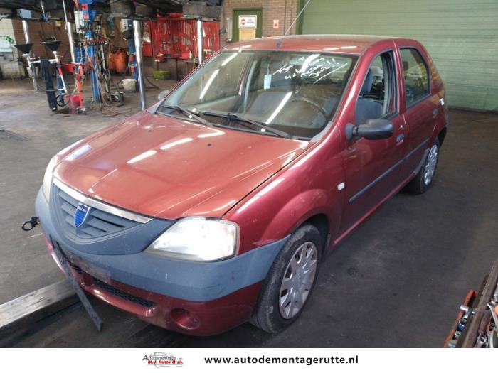 Dacia Logan 1.4 Schrottauto (2006, Rot)