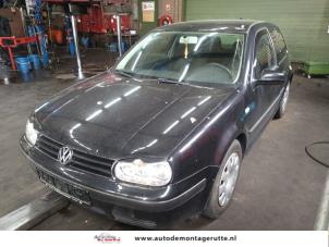 Volkswagen Golf IV 1.6  (Schrott)