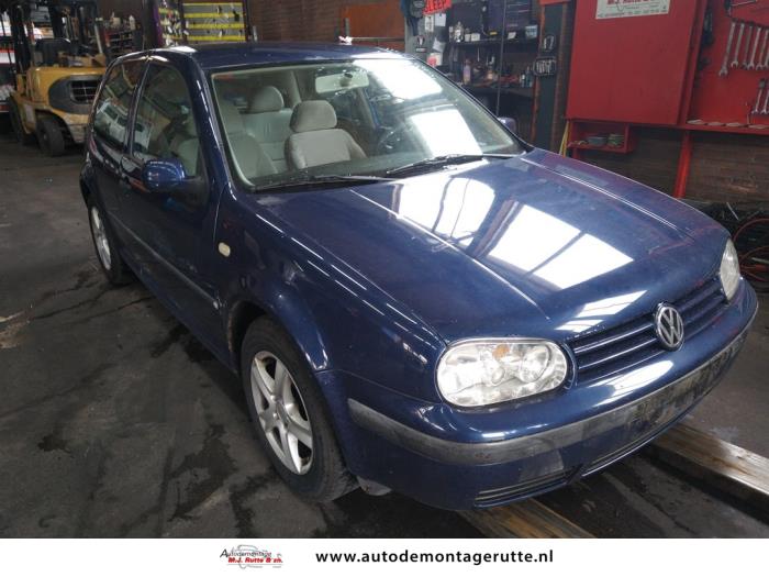 Volkswagen Golf IV 2.0 Salvage vehicle (1999, Blue)