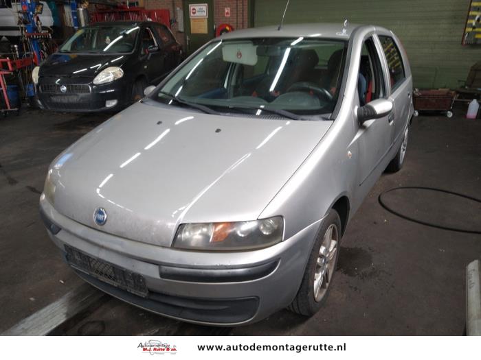 Fiat Punto II 1.2 16V Salvage vehicle (1999, Gray)