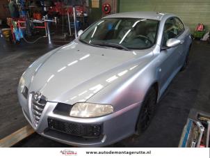 Alfa Romeo GT 2.0 JTS 16V  (Schrott)