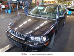 Volvo V40 1.8 16V  (Desguace)