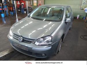 Volkswagen Golf V 1.6 FSI 16V  (Épave)