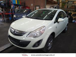 Opel Corsa D 1.4 Euro 5  (Salvage)
