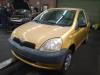 Toyota Yaris de 2000 (Vehículo de desguace)