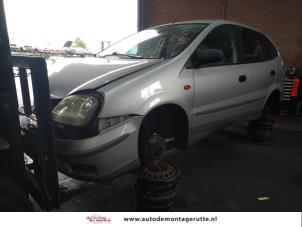 Nissan Almera Tino 1.8 16V  (Schrott)