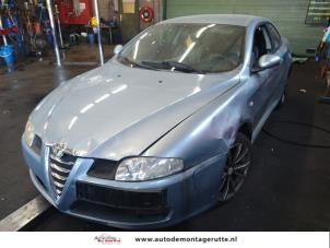Alfa Romeo GT 1.9 JTD 16V Multijet  (Rozbiórka)