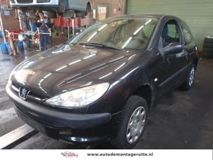 Peugeot 206 1.4 XR,XS,XT,Gentry  (Salvage)