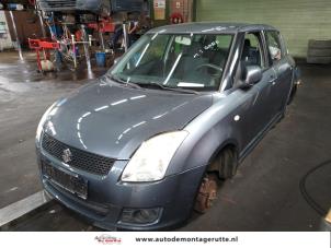 Suzuki Swift 1.3 VVT 16V 4x4  (Rozbiórka)