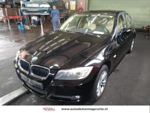 BMW 3 serie 318i 16V  (Schrott)