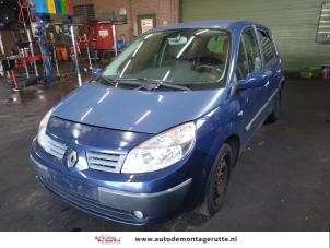 Renault Scénic II 2.0 16V  (Rozbiórka)