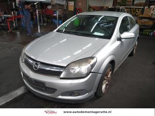 Opel Astra H GTC 1.3 CDTI 16V Ecotec  (Schrott)