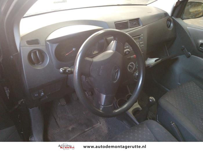 Daihatsu Cuore 1.0 12V DVVT Salvage vehicle (2008, Black)