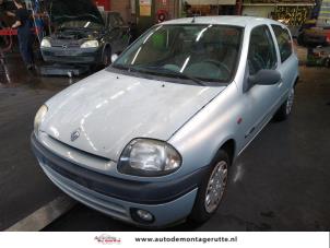 Renault Clio II 1.2  (Salvage)