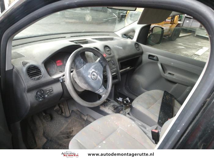 Volkswagen Caddy III 2.0 SDI Vehículo de desguace (2008, Granito)