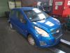 Chevrolet Spark 1.0 16V Schrottauto (2010, Blau)