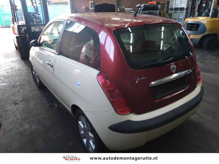 Lancia Ypsilon 1.2 16V Skrotfordon (2006, WIT)