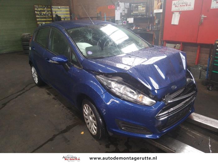 Ford Fiesta 6 1.0 SCI 12V 80 Épave (2013, Bleu)