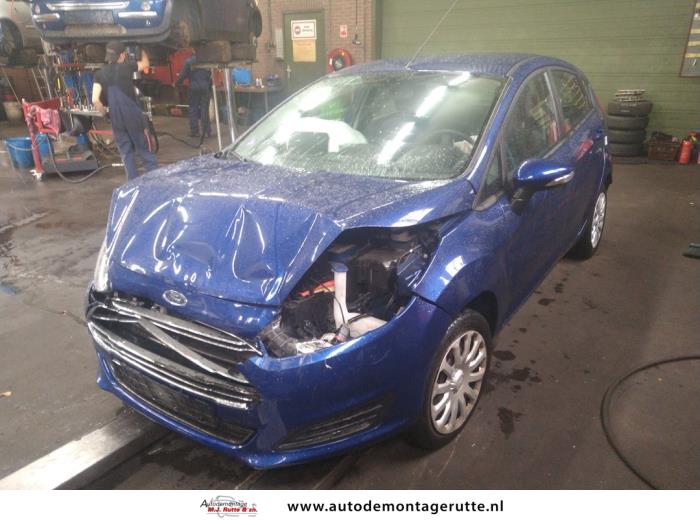 Ford Fiesta 6 1.0 SCI 12V 80 Épave (2013, Bleu)