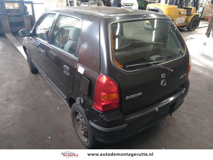 Suzuki Alto 1.1 16V Schrottauto (2003, Schwarz)