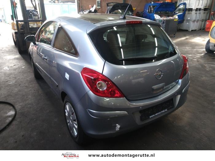 Opel Corsa D 1.2 16V Vehículo de desguace (2007, Gris)