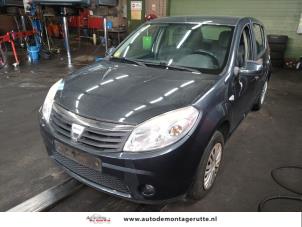 Dacia Sandero I 1.2 16V  (Épave)