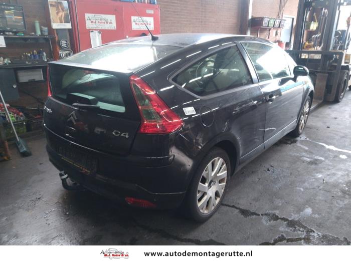 Citroen C4 Coupé 1.6 16V Vehículo de desguace (2005, Negro)