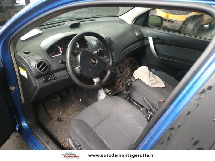 Chevrolet Aveo 1.2 16V Skrotfordon (2010, BLAUW)