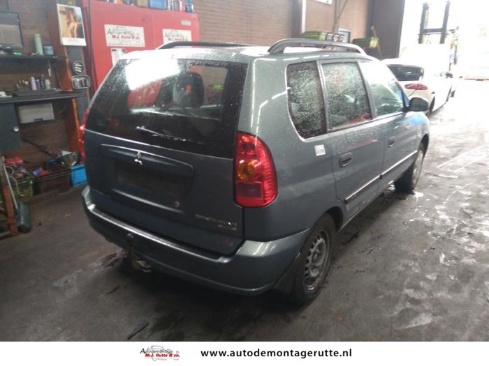 Mitsubishi Space Star 1.6 16V Vehículo de desguace (2002, Verde)