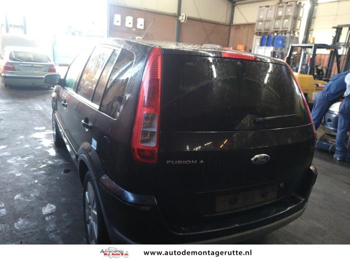 Ford Fusion 1.4 16V Schrottauto (2006, Schwarz)