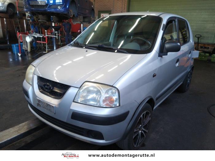 Hyundai Atos 1.1 12V Épave (2005, Gris)