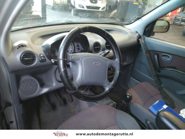 Hyundai Atos 1.1 12V Épave (2005, Gris)