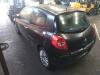 Renault Clio III 1.2 16V 75 Schrottauto (2009, Schwarz)