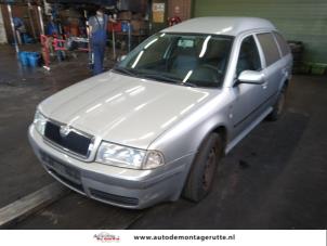 Skoda Octavia Combi 1.9 TDI 90  (Épave)