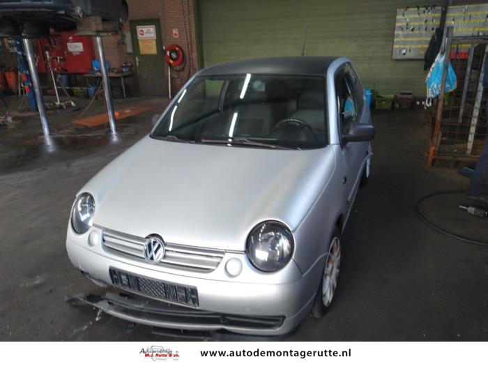 Volkswagen Lupo 1.4 16V 75 Vehículo de desguace (1999, Azul)