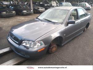 Volvo S40 1.8 16V  (Épave)