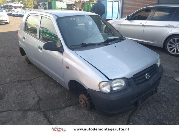Suzuki Alto 1.1 16V Salvage vehicle (2004, Gray)