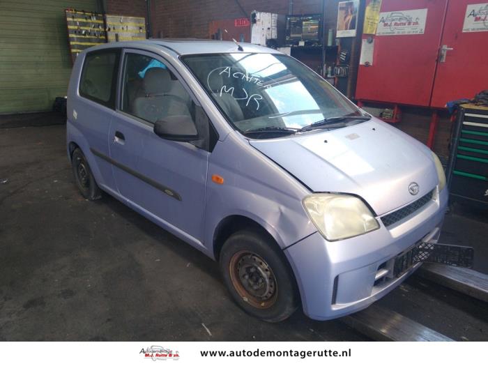 Daihatsu Cuore 1.0 12V DVVT Salvage vehicle (2003, Purple)