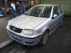 Volkswagen Polo III 1.4 16V 75 Vehículo de desguace (2001, Gris)